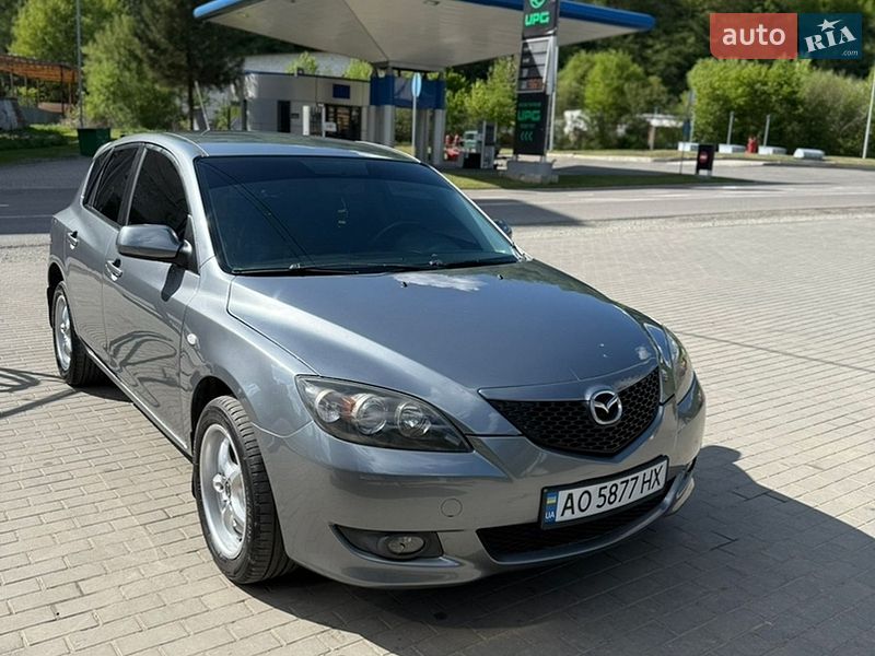 Хэтчбек Mazda 3 2003 в Рахове