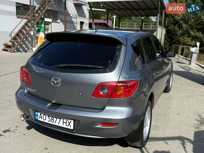 Хэтчбек Mazda 3 2003 в Рахове