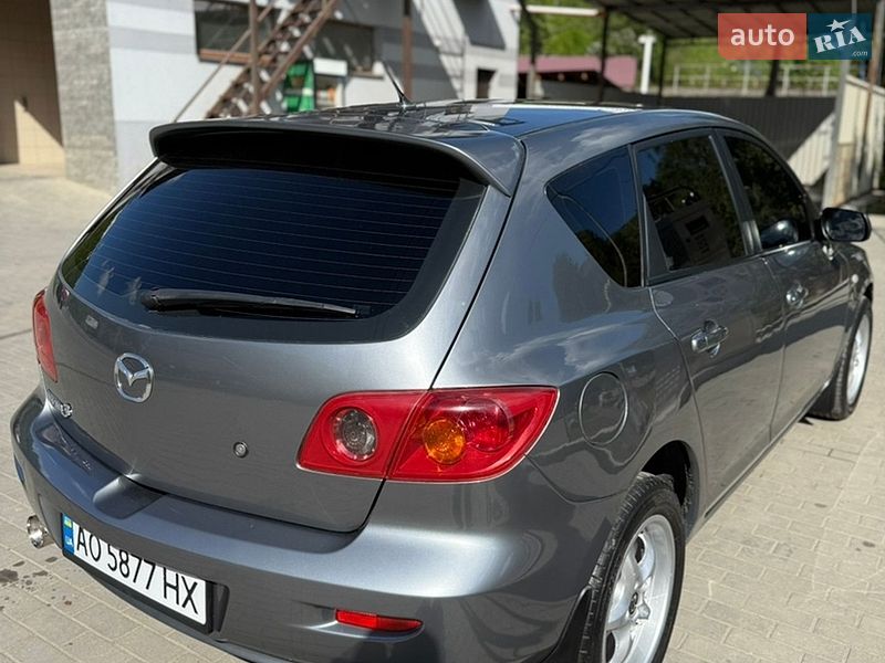Хэтчбек Mazda 3 2003 в Рахове