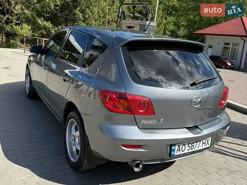 Хэтчбек Mazda 3 2003 в Рахове