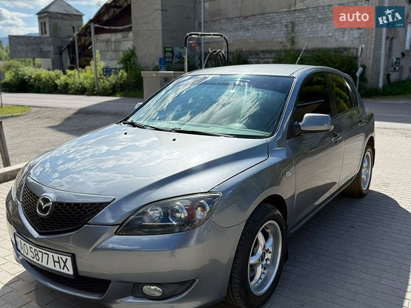 Хэтчбек Mazda 3 2003 в Рахове