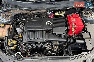 Хэтчбек Mazda 3 2003 в Рахове
