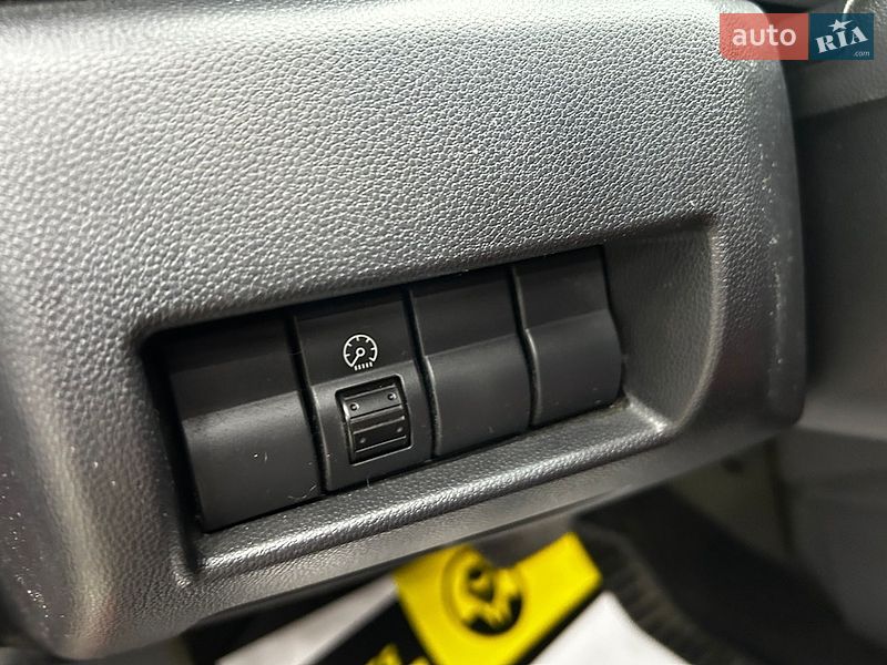 Седан Mazda 3 2008 в Чернівцях фото 13 Седан Mazda 3 2008 в Чернівцях