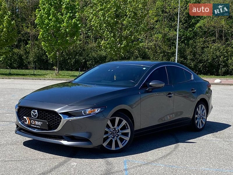 Седан Mazda 3 2022 в Львове
