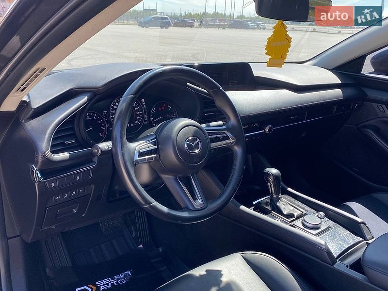 Седан Mazda 3 2022 в Львове