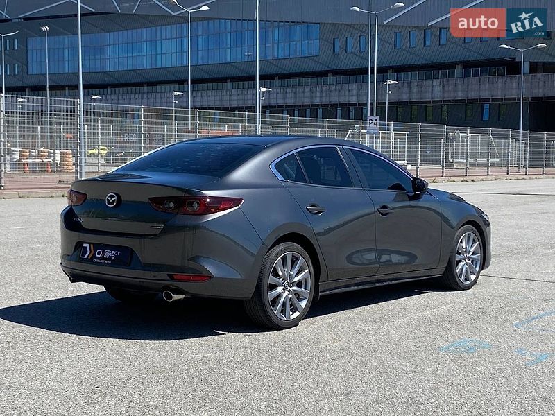 Седан Mazda 3 2022 в Львове