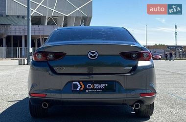 Седан Mazda 3 2022 в Львове