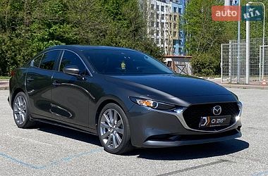Седан Mazda 3 2022 в Львове