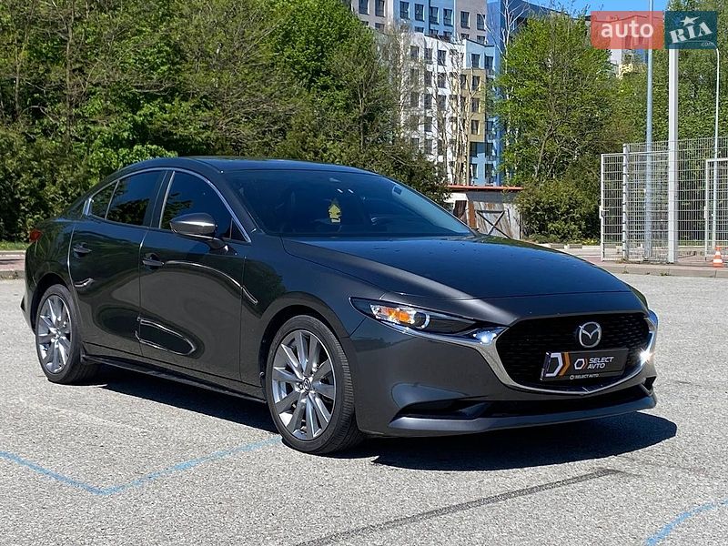 Седан Mazda 3 2022 в Львове