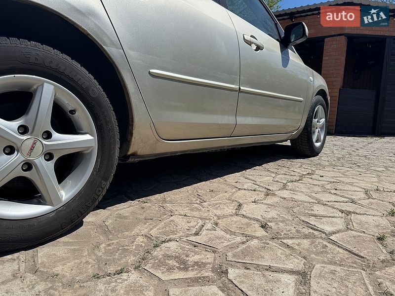 Хэтчбек Mazda 3 2007 в Виннице