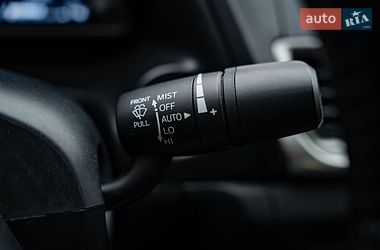 Седан Mazda 3 2018 в Києві
