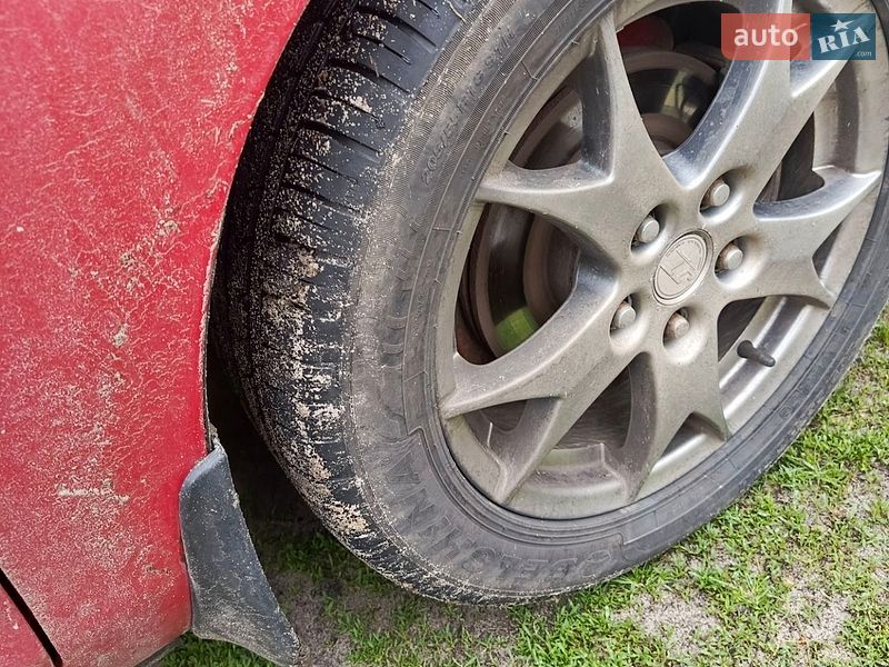 Хэтчбек Mazda 3 2005 в Недригайлове