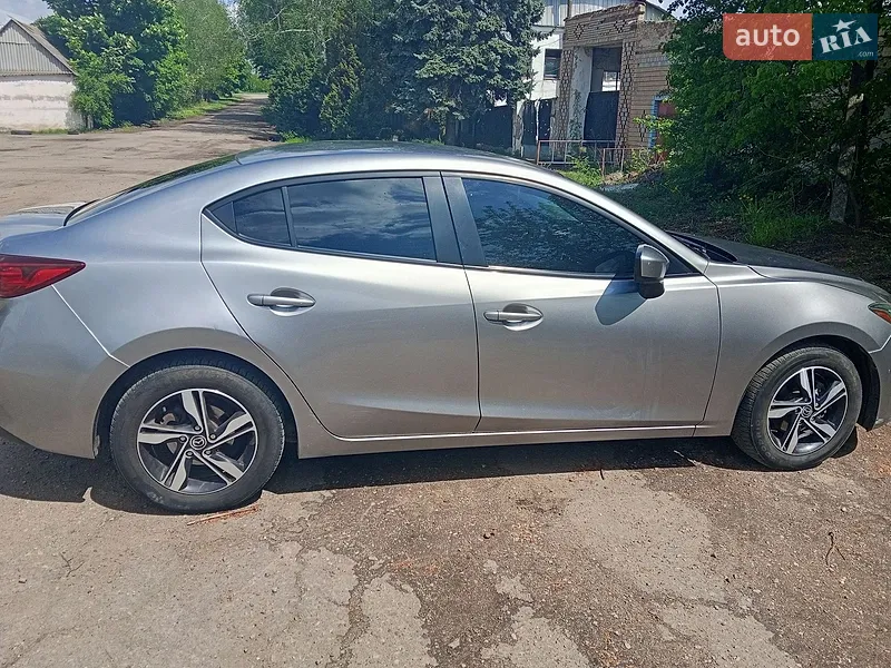 Mazda 3 2015