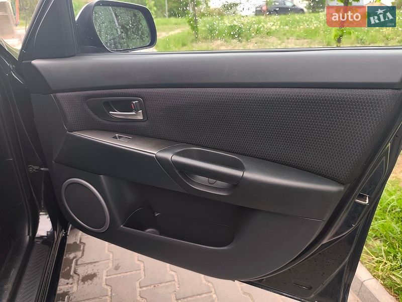 Хэтчбек Mazda 3 2007 в Львове