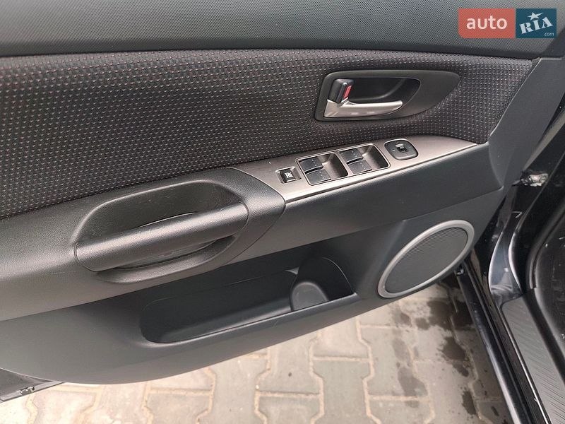 Хэтчбек Mazda 3 2007 в Львове