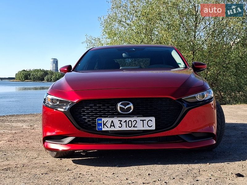Седан Mazda 3 2021 в Киеве