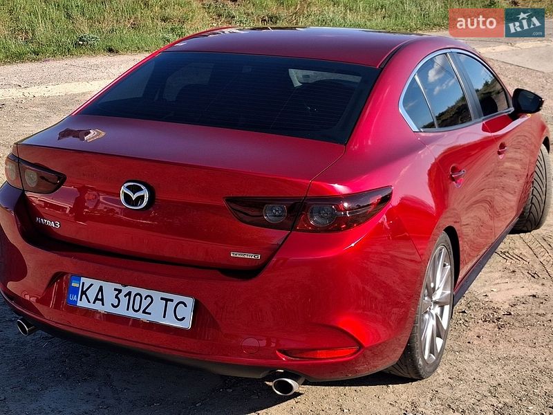 Седан Mazda 3 2021 в Киеве