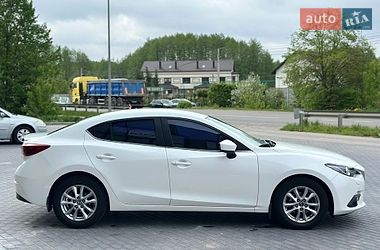 Седан Mazda 3 2015 в Вінниці
