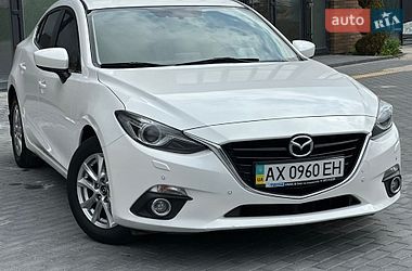 Седан Mazda 3 2015 в Вінниці