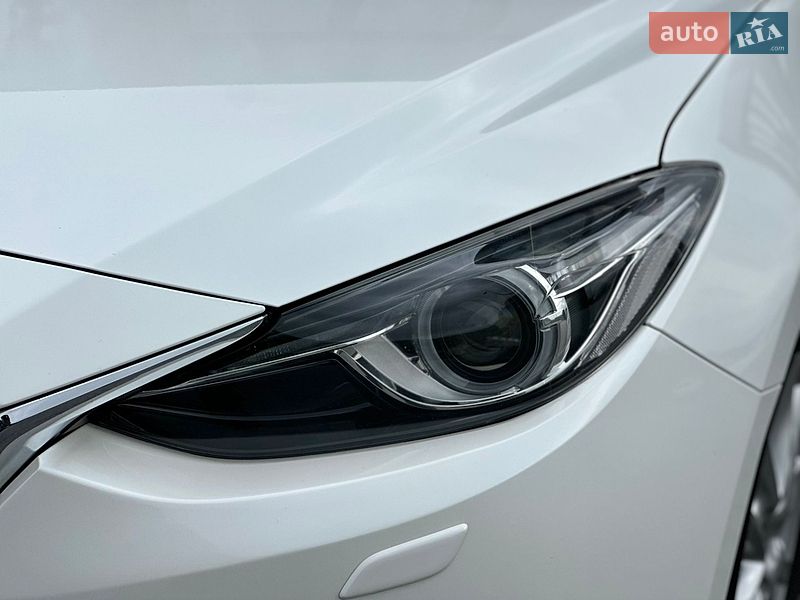 Седан Mazda 3 2015 в Вінниці