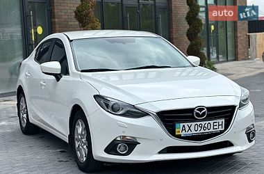 Седан Mazda 3 2015 в Вінниці