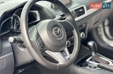 Седан Mazda 3 2015 в Вінниці