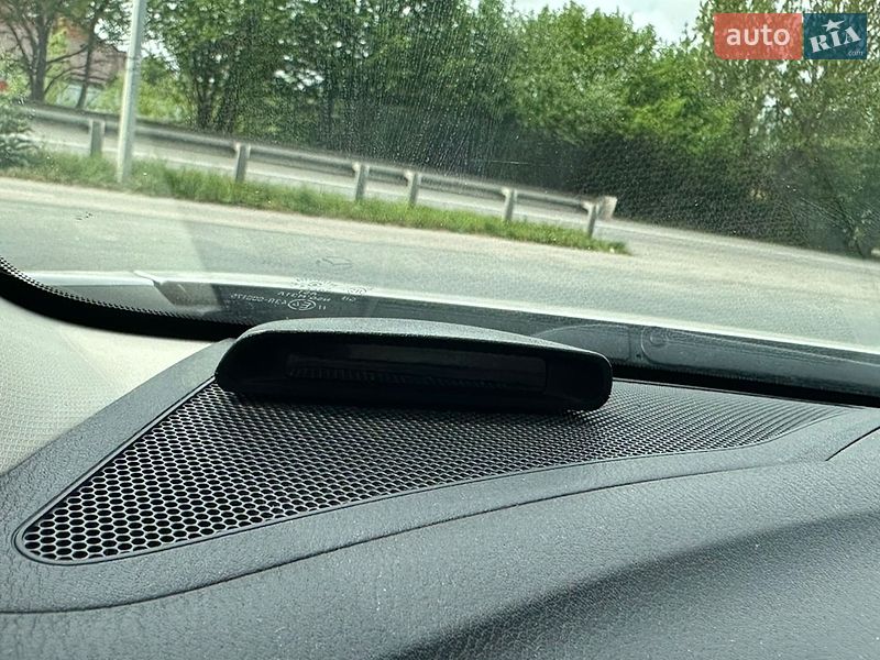 Седан Mazda 3 2015 в Вінниці