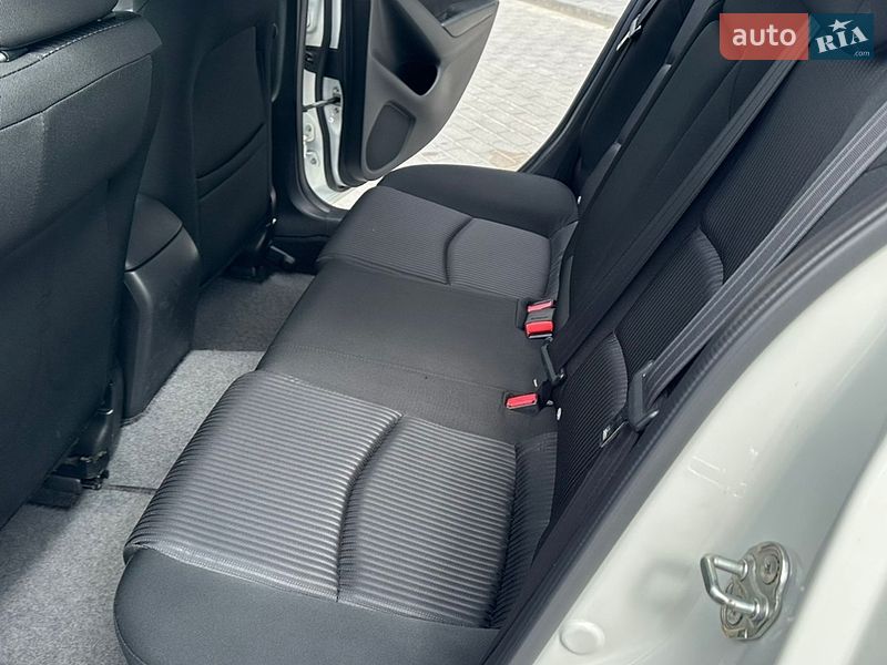 Седан Mazda 3 2015 в Вінниці