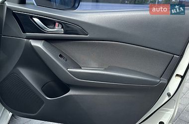 Седан Mazda 3 2015 в Вінниці