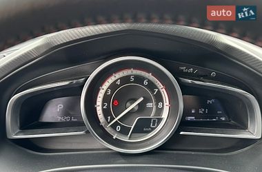 Седан Mazda 3 2015 в Вінниці