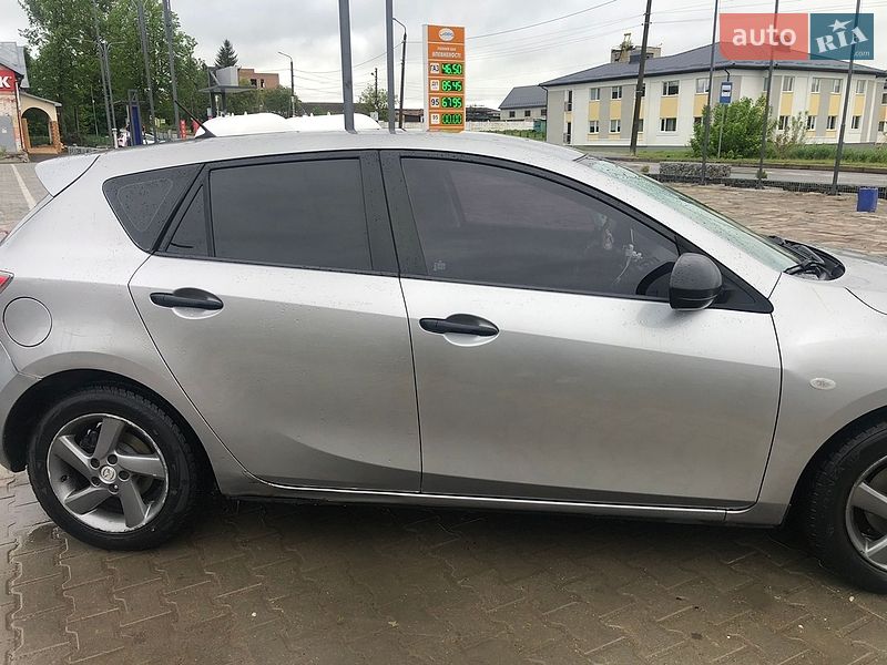 Хетчбек Mazda 3 2010 в Дрогобичі фото 6 Хетчбек Mazda 3 2010 в Дрогобичі