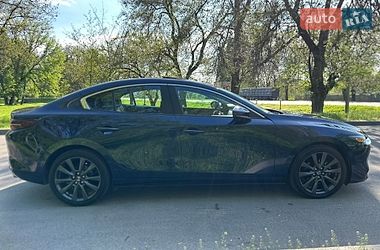 Седан Mazda 3 2021 в Дніпрі