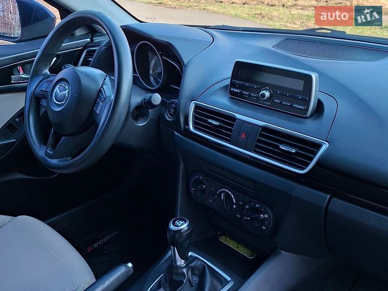 Хетчбек Mazda 3 2014 в Шостці
