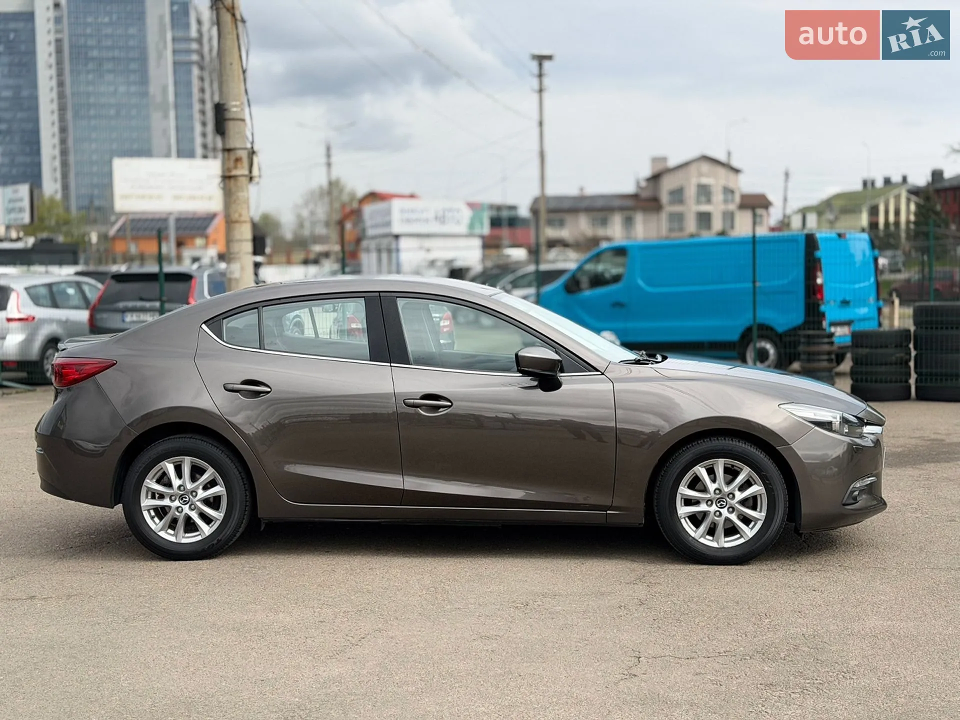 2017 Mazda 3 - мініатюра 4