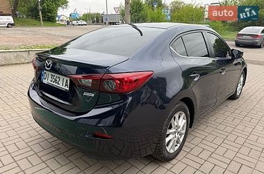 Седан Mazda 3 2016 в Киеве