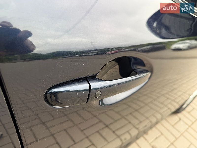 Седан Mazda 3 2016 в Киеве