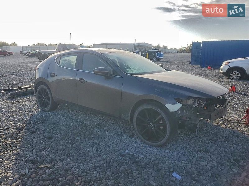 Хетчбек Mazda 3 2023 в Києві