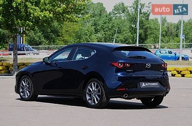 Хэтчбек Mazda 3 2022 в Киеве