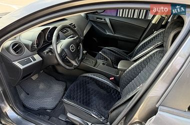 Седан Mazda 3 2012 в Дніпрі