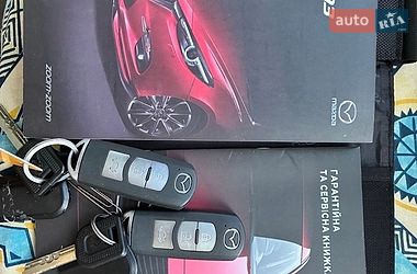 Седан Mazda 3 2017 в Киеве