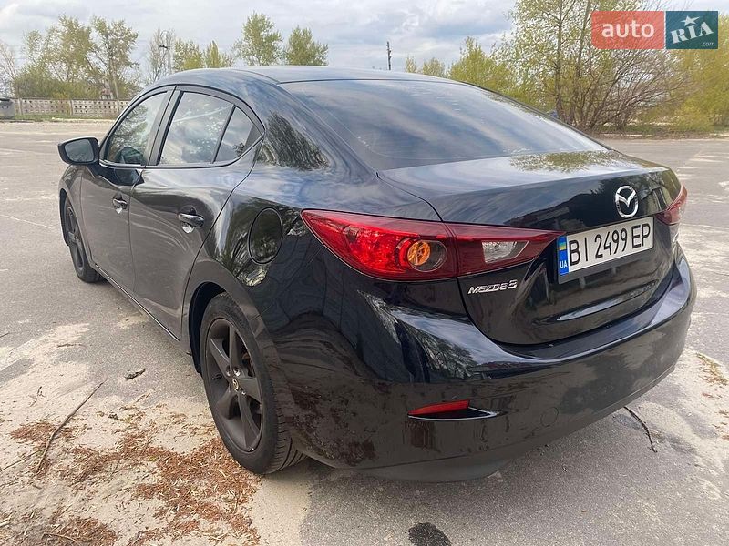 Седан Mazda 3 2014 в Кременчуці