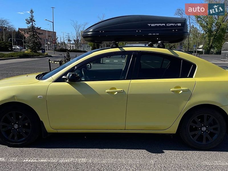 Седан Mazda 3 2007 в Киеве
