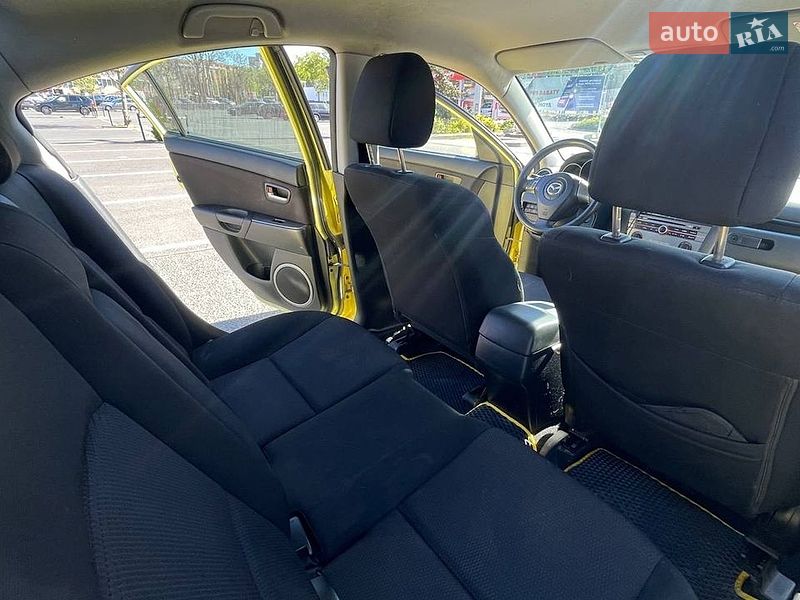 Седан Mazda 3 2007 в Киеве