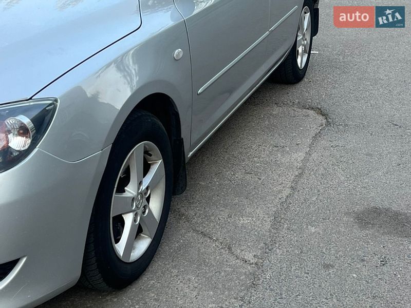 Хэтчбек Mazda 3 2004 в Черкассах