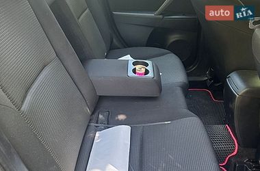 Седан Mazda 3 2013 в Киеве
