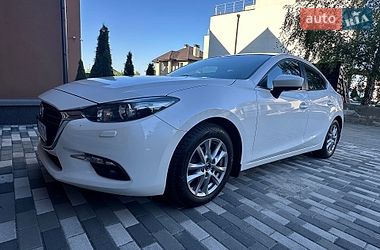 Седан Mazda 3 2017 в Києві