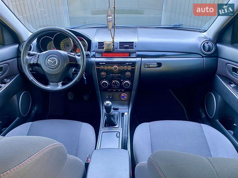 Седан Mazda 3 2008 в Хмільнику