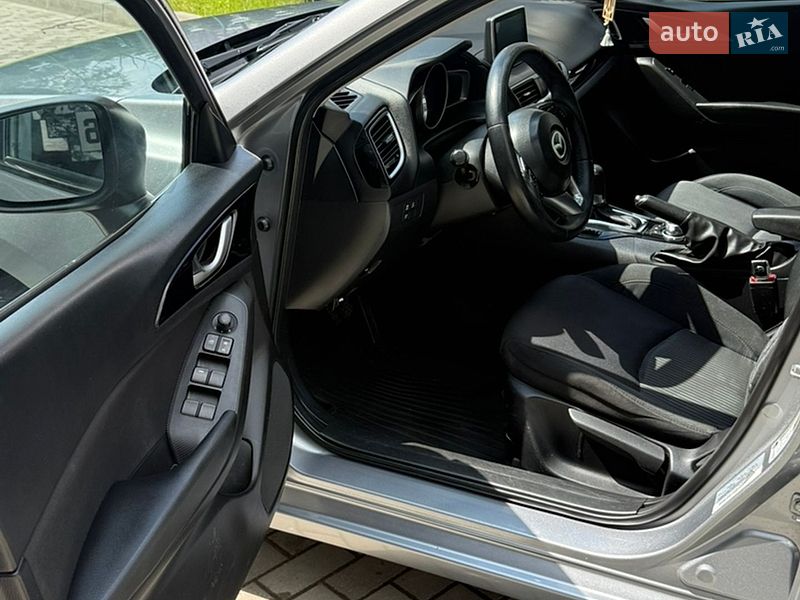Седан Mazda 3 2015 в Новояворівську фото 26 Седан Mazda 3 2015 в Новояворівську