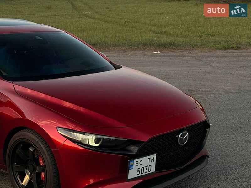 Хэтчбек Mazda 3 2022 в Львове Хэтчбек Mazda 3 2022 в Львове