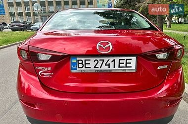 Седан Mazda 3 2017 в Николаеве